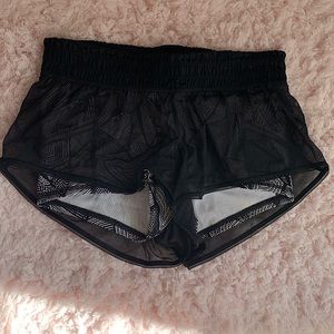 City to street lululemon shorts